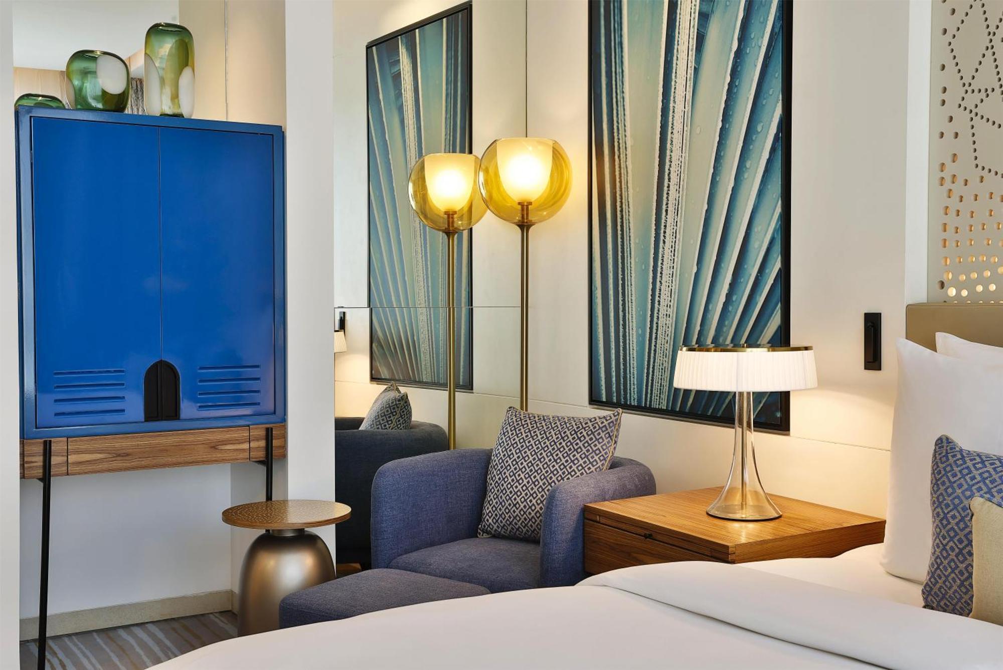 Twin Guest Room Partial Sea View or City View