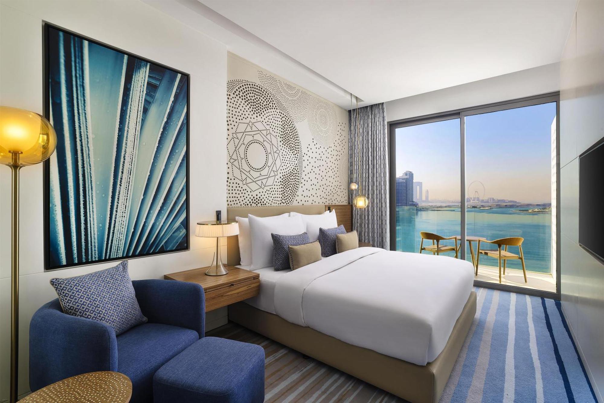 King Room Partial Sea View